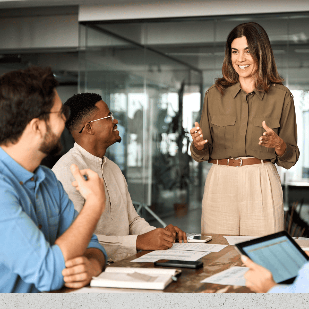 Referent der Geschäftsführung-10 Innovativer Geschäftsingenieur bei ABE-Gruppe, genutzt für Projektmanagement und Technologieentwicklung.